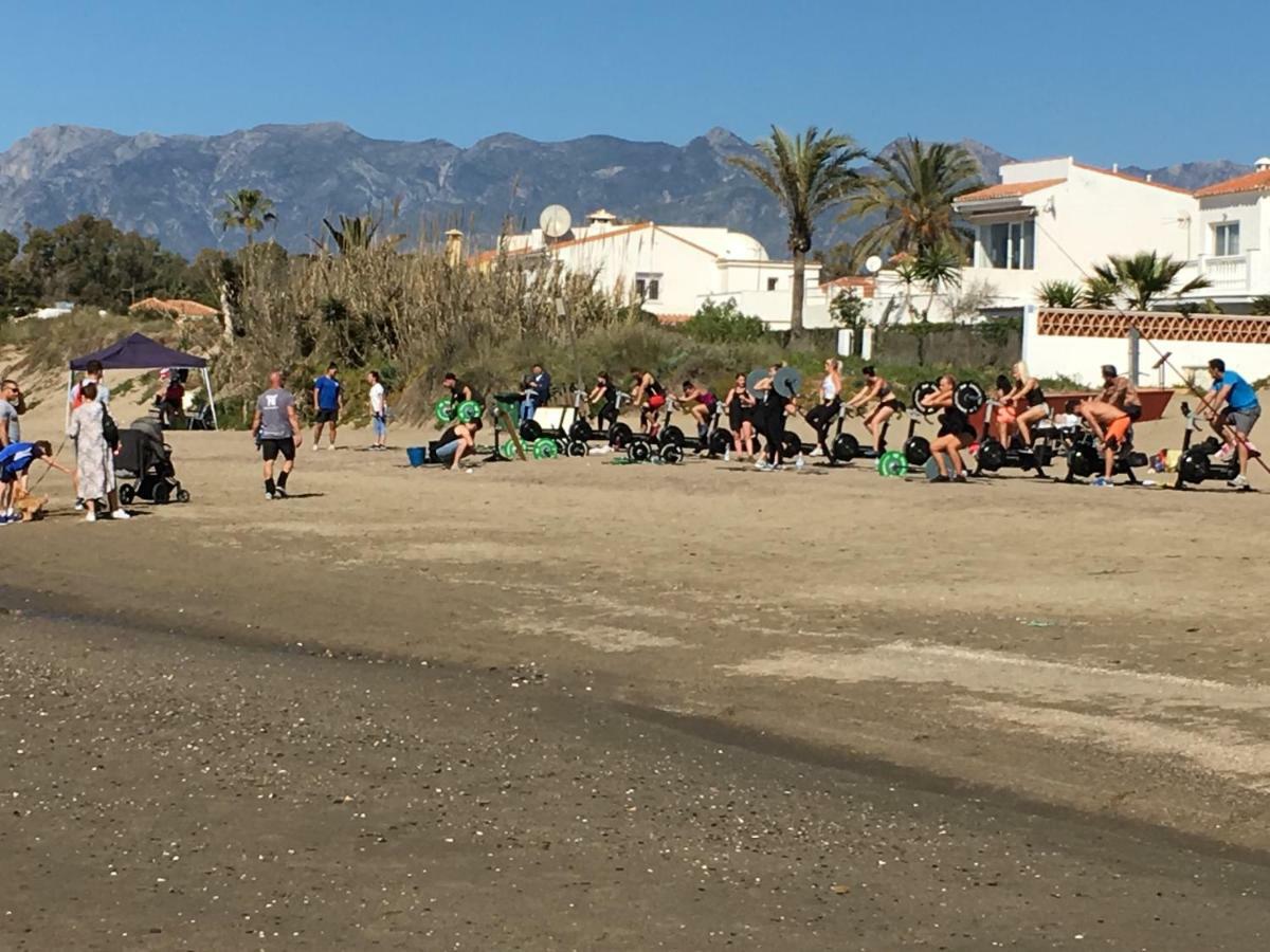 Estudio Con Insuperables Vistas Al Mar: Aparcamiento Marbella Exterior foto